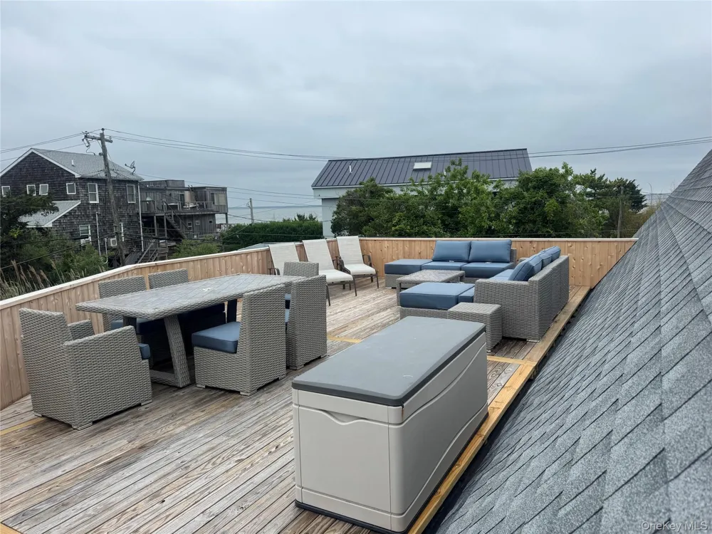 31 Ivy Avenue Seaview, NY 11770