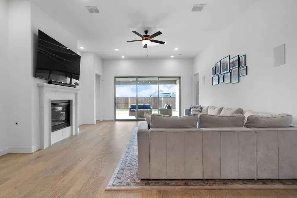 328 Savannah Lane Oak Point, TX 75068