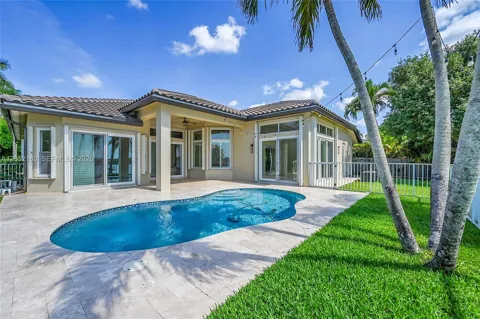 512 NW 120th Dr #512