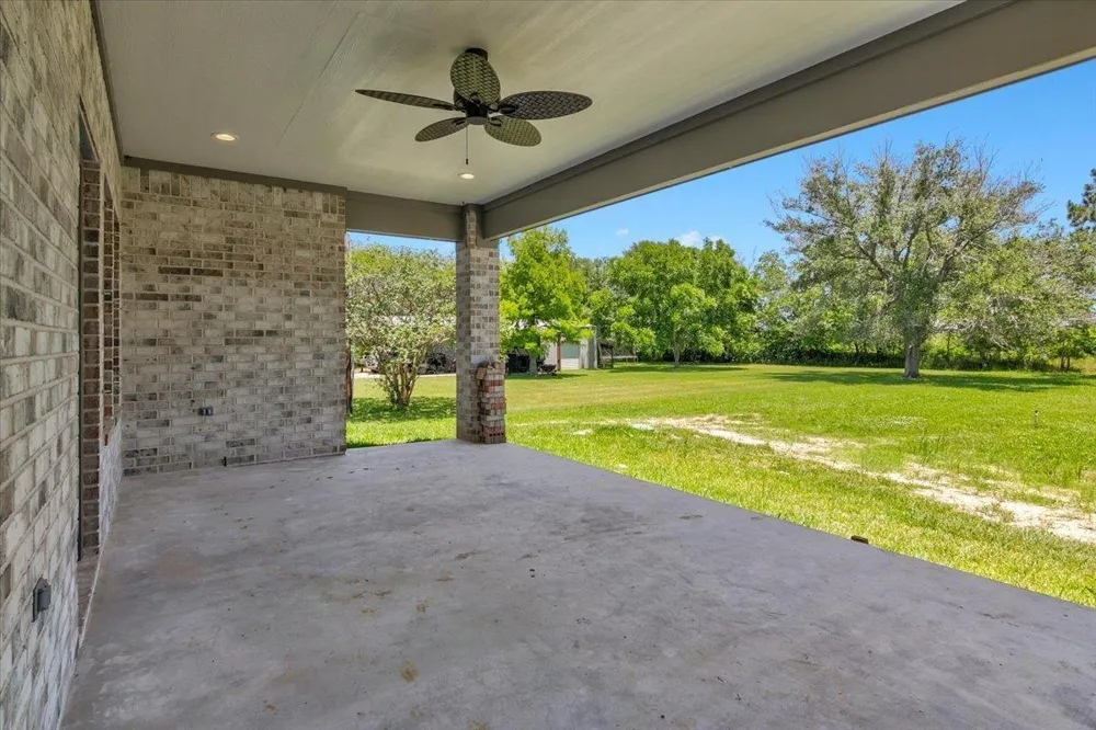 11560 Davidson Road Beaumont, TX 77705