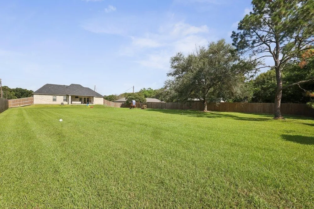 11560 Davidson Road Beaumont, TX 77705