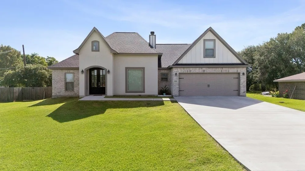 11560 Davidson Road Beaumont, TX 77705