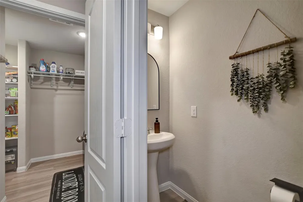 950 21st Street Hempstead, TX 77445