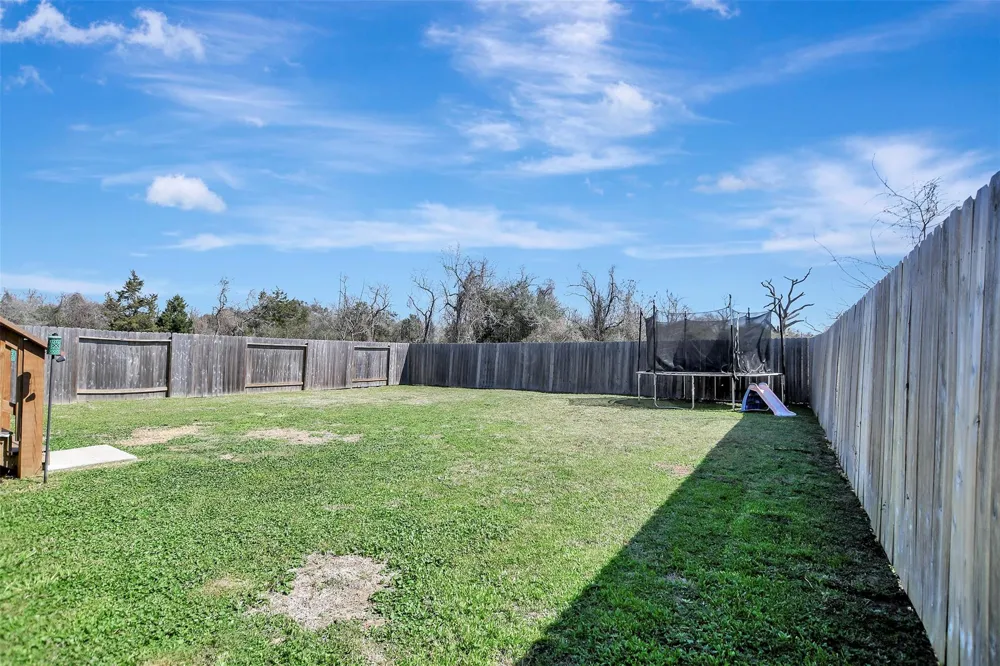 950 21st Street Hempstead, TX 77445