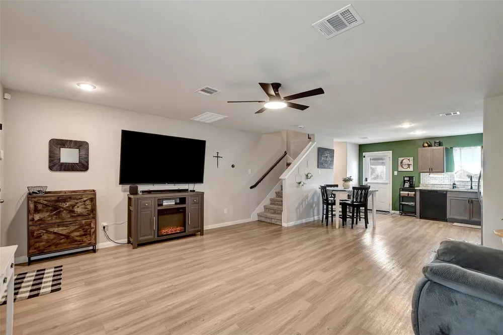 950 21st Street Hempstead, TX 77445