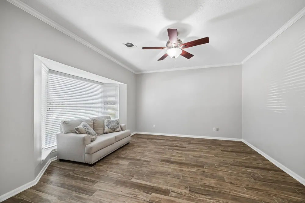 2906 Eagle Creek Drive Kingwood, TX 77345