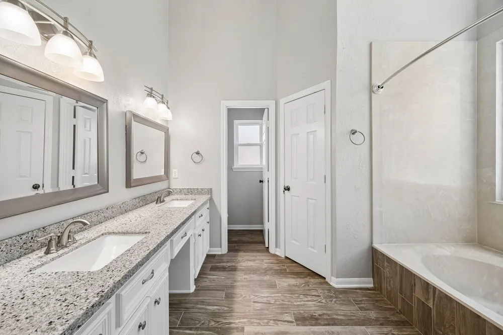2906 Eagle Creek Drive Kingwood, TX 77345