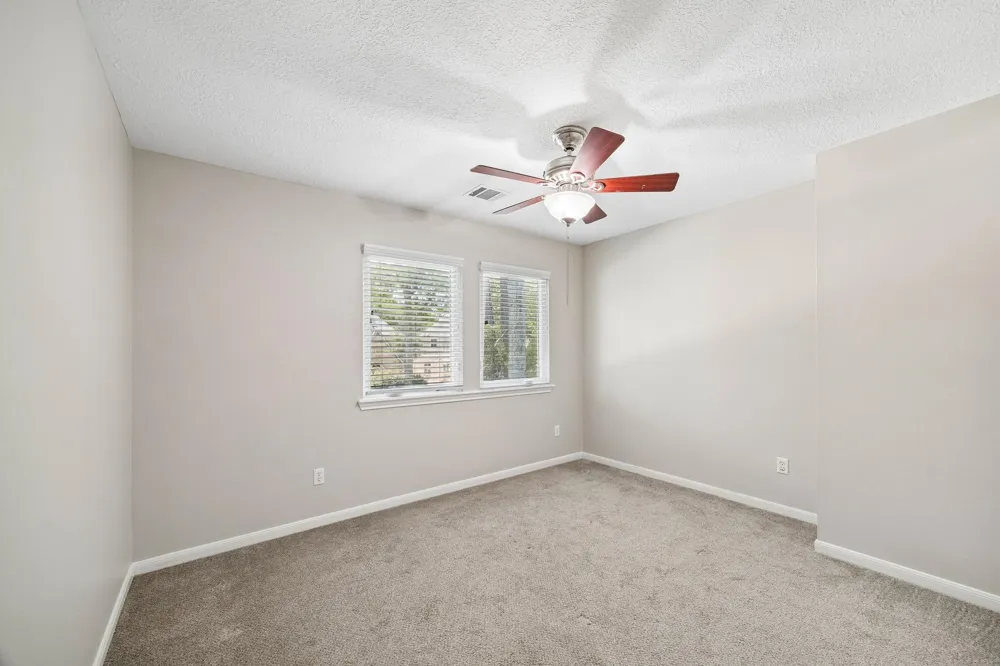 2906 Eagle Creek Drive Kingwood, TX 77345
