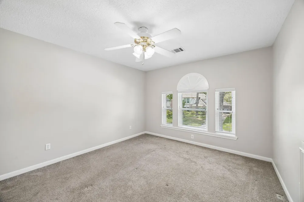 2906 Eagle Creek Drive Kingwood, TX 77345