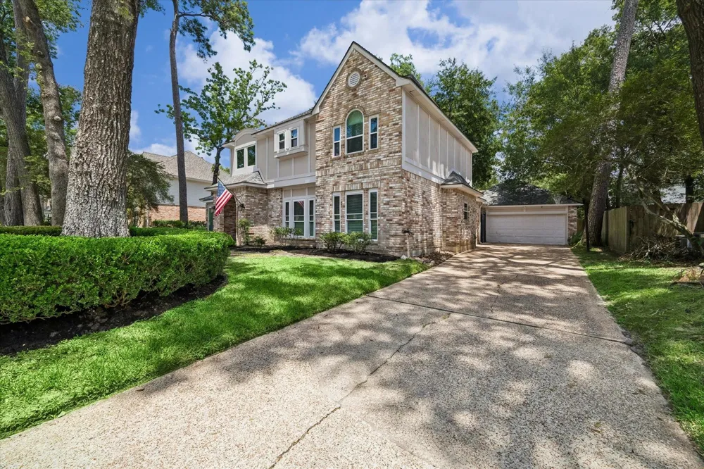 2906 Eagle Creek Drive Kingwood, TX 77345