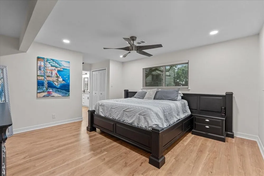 23 Harbor Lane Kemah, TX 77565