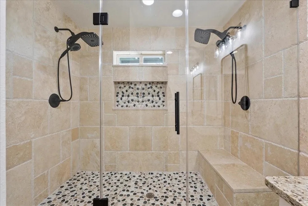 23 Harbor Lane Kemah, TX 77565