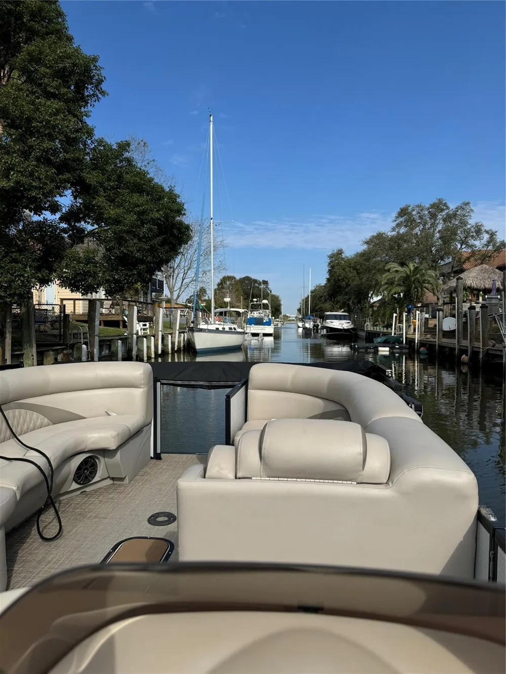 23 Harbor Lane Kemah, TX 77565