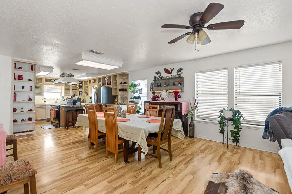 222 Fishermans Isle Brazoria, TX 77422