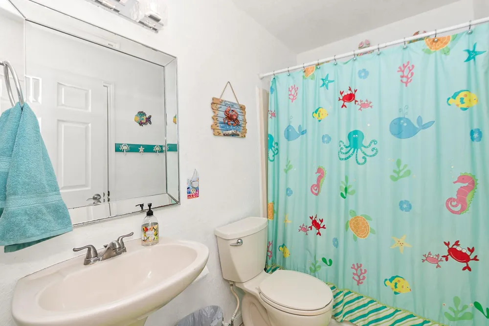 222 Fishermans Isle Brazoria, TX 77422