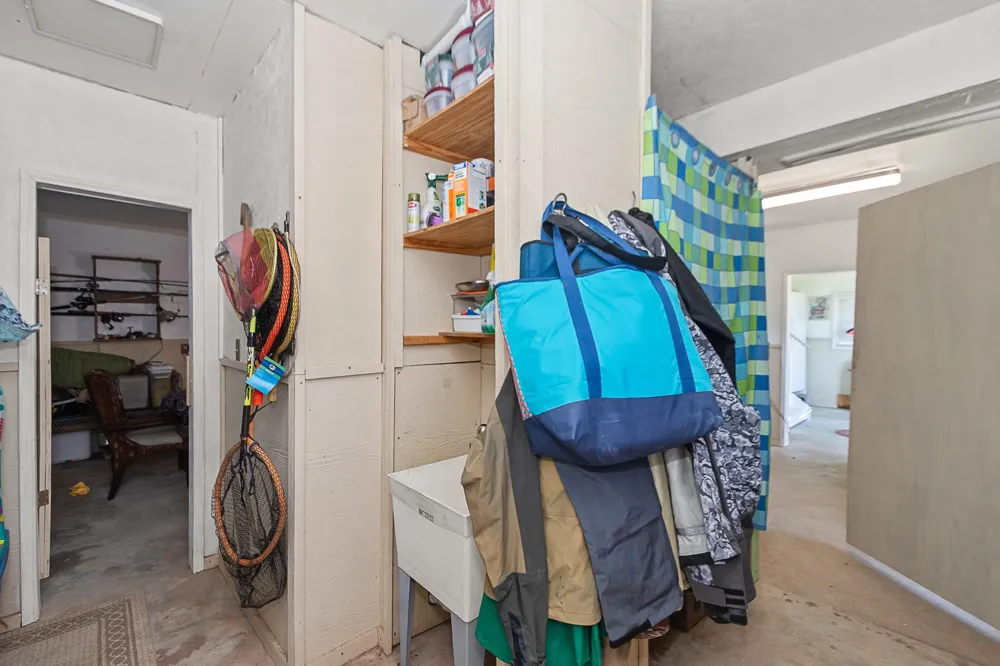 222 Fishermans Isle Brazoria, TX 77422