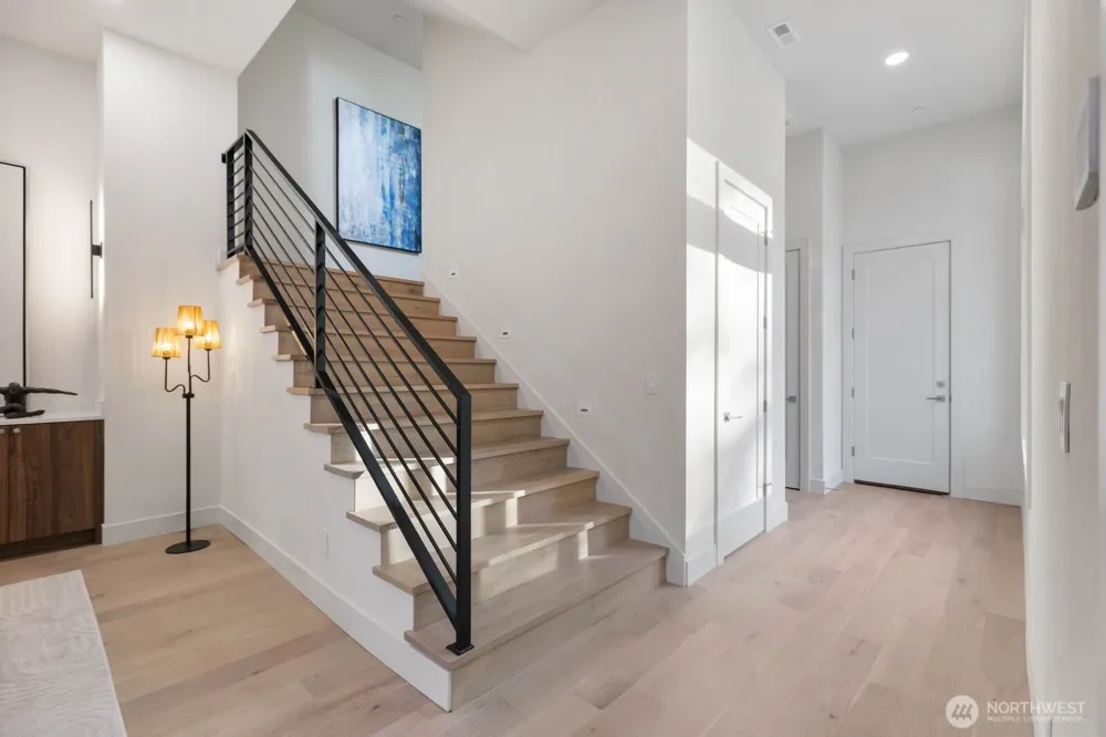 6020 175th Court SE Bellevue, WA 98006