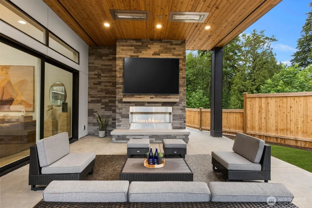 6020 175th Court SE Bellevue, WA 98006