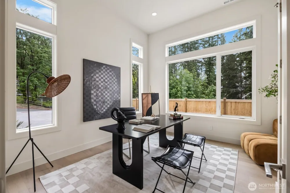 6020 175th Court SE Bellevue, WA 98006