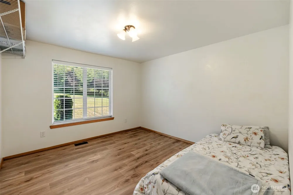 154 Budgett Lane Chehalis, WA 98532