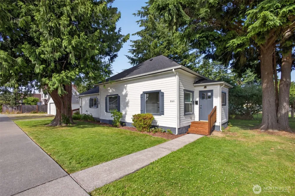 902 Fidalgo Street Sedro Woolley, WA 98284