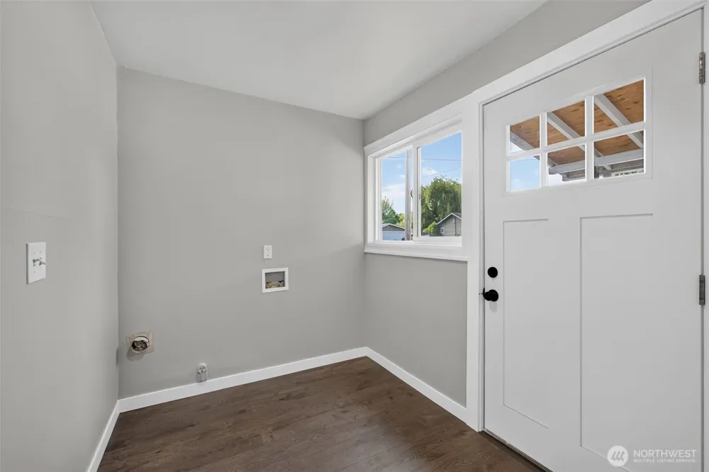 902 Fidalgo Street Sedro Woolley, WA 98284