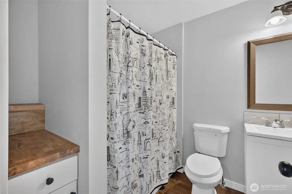 902 Fidalgo Street Sedro Woolley, WA 98284