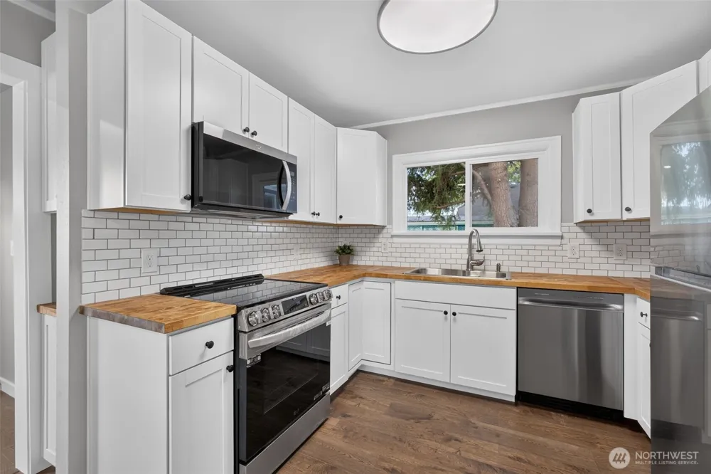 902 Fidalgo Street Sedro Woolley, WA 98284