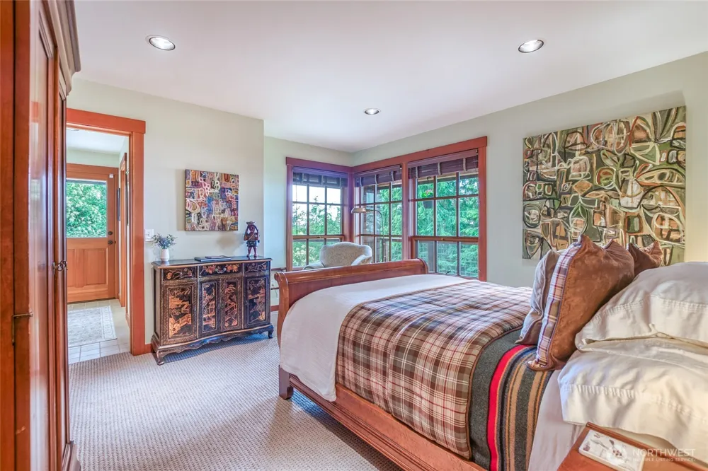 186 Sunrise Bluff Lane Orcas Island, WA 98279