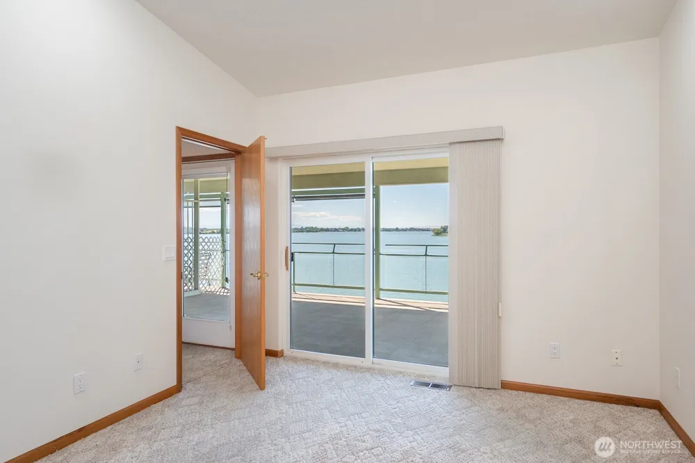 2600 W Marina Drive #5 Moses Lake, WA 98837