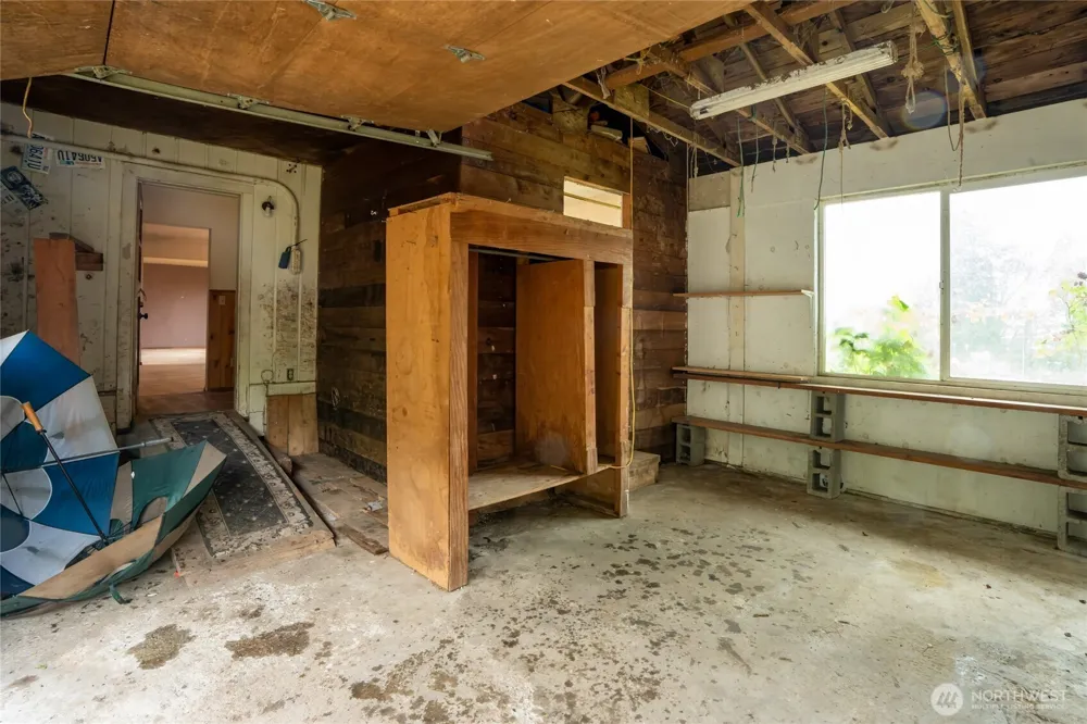 8344 Highway 112 Sekiu, WA 98381
