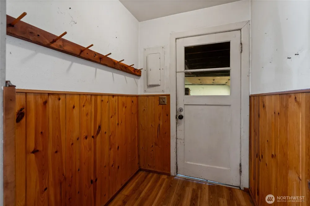 8344 Highway 112 Sekiu, WA 98381