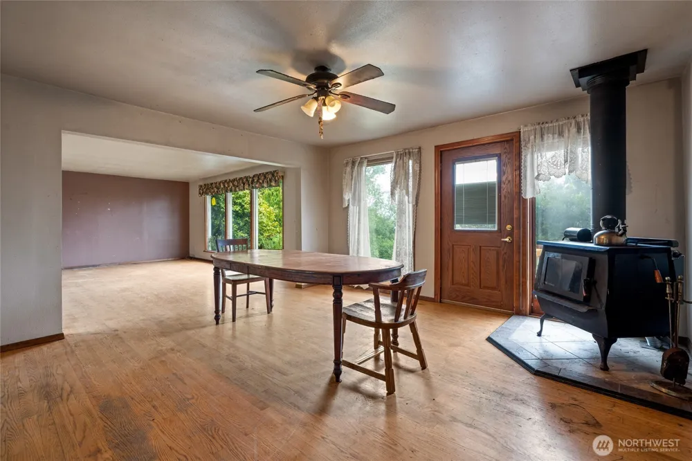8344 Highway 112 Sekiu, WA 98381