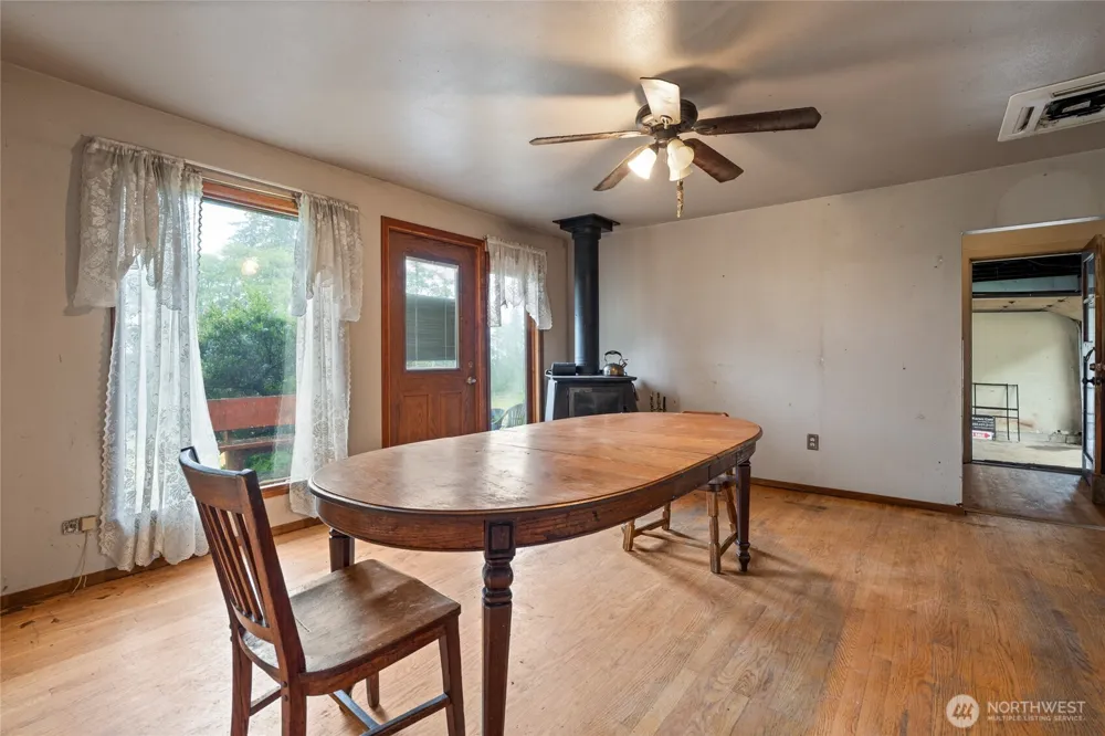 8344 Highway 112 Sekiu, WA 98381