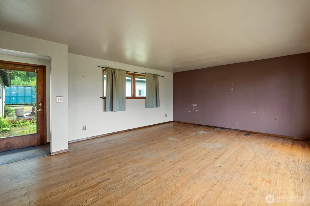8344 Highway 112 Sekiu, WA 98381