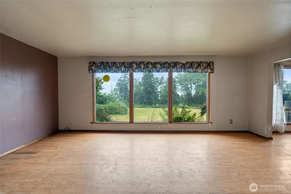 8344 Highway 112 Sekiu, WA 98381