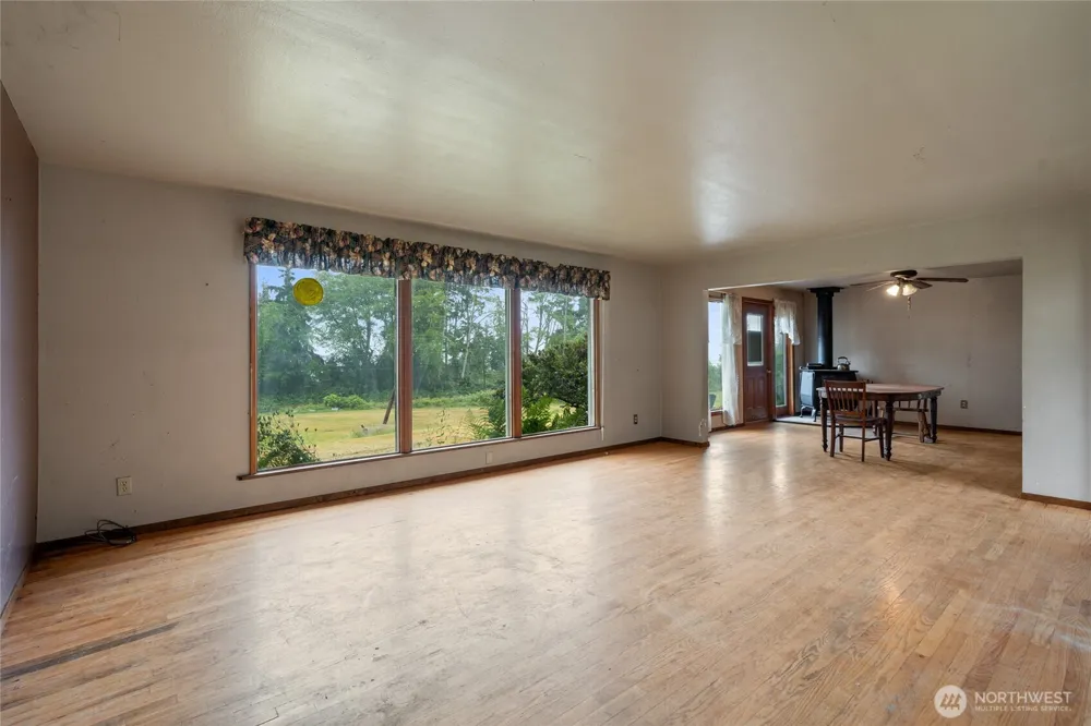 8344 Highway 112 Sekiu, WA 98381
