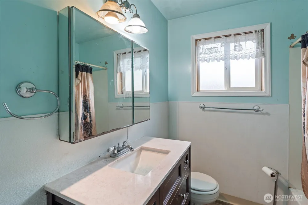 8344 Highway 112 Sekiu, WA 98381