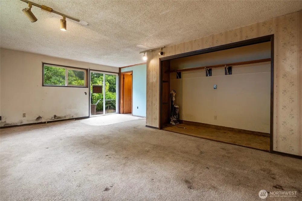 8344 Highway 112 Sekiu, WA 98381