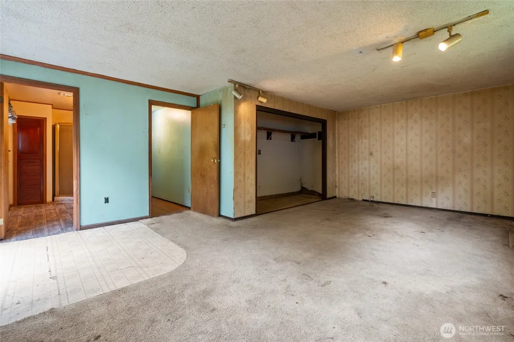8344 Highway 112 Sekiu, WA 98381
