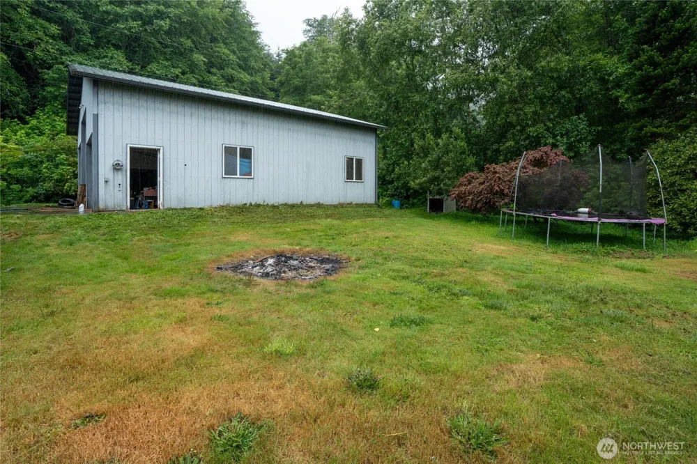 8344 Highway 112 Sekiu, WA 98381