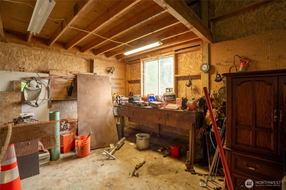 8344 Highway 112 Sekiu, WA 98381
