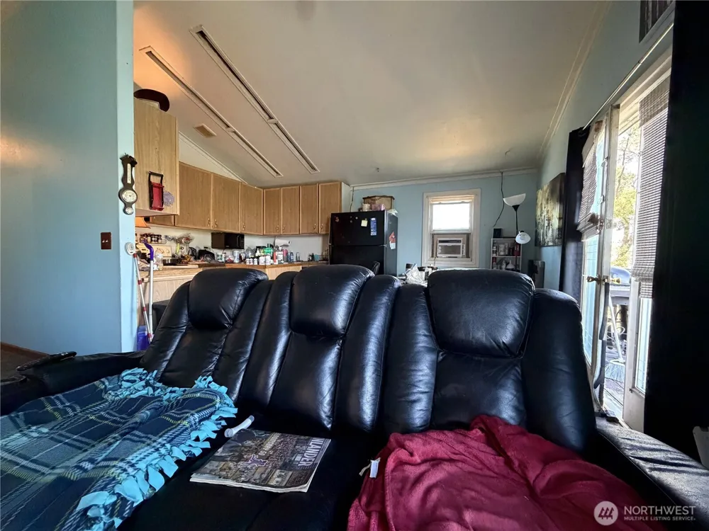 2745 NE Westshore Dr Moses Lake, WA 98837