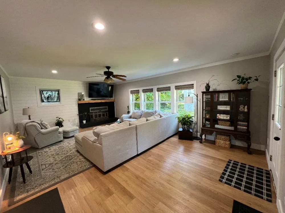 126 Johnson Street Edmore, MI 48829