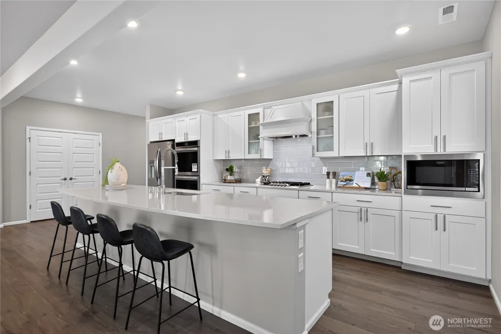 29941 219th Place SE Covington, WA 98042