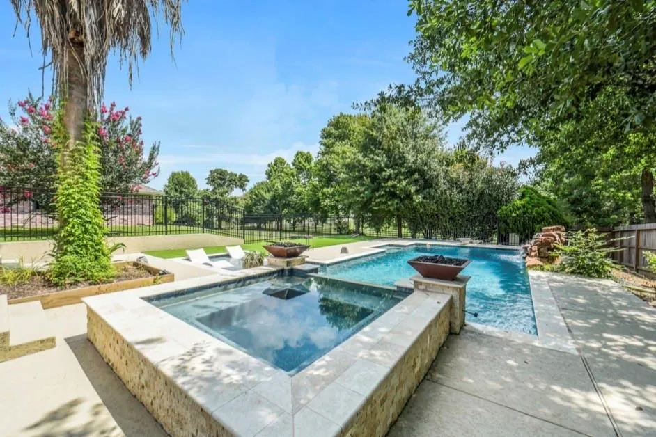 3011 Willow Oak Lane Sealy, TX 77474