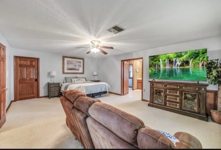 3011 Willow Oak Lane Sealy, TX 77474