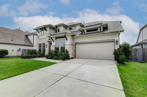 2806 Kingly Pine Trail