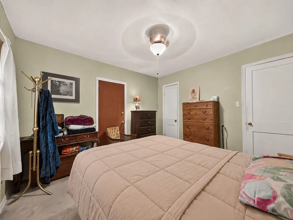 3514 Commerce Street Damon, TX 77430