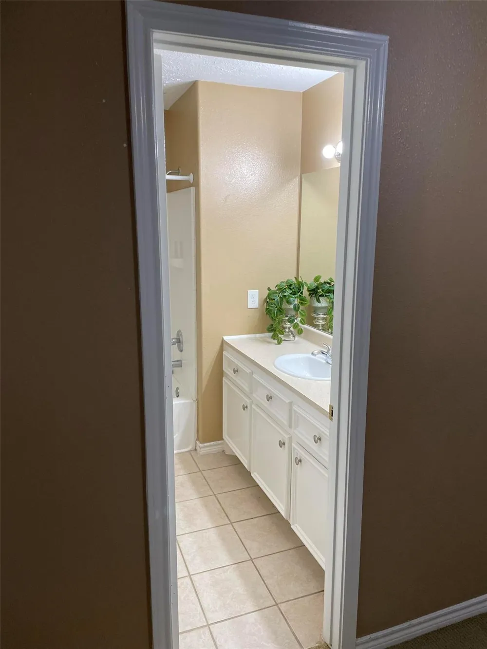 1499 E Dallas Street Conroe, TX 77301